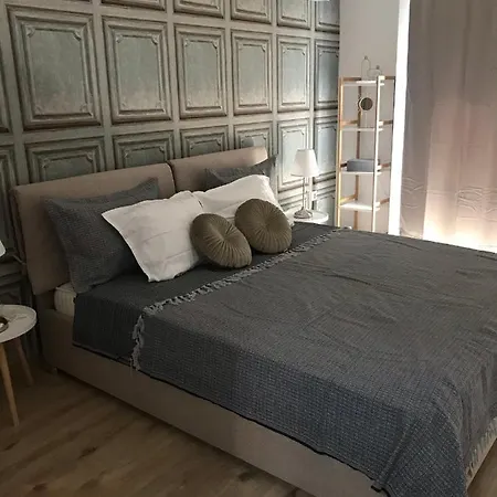 Golden Eye Apartment, City Center, Wi-fi, Burgas Free University Apartmán Atanasovo